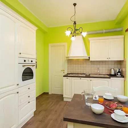 Carampi Charm Apartment Rome